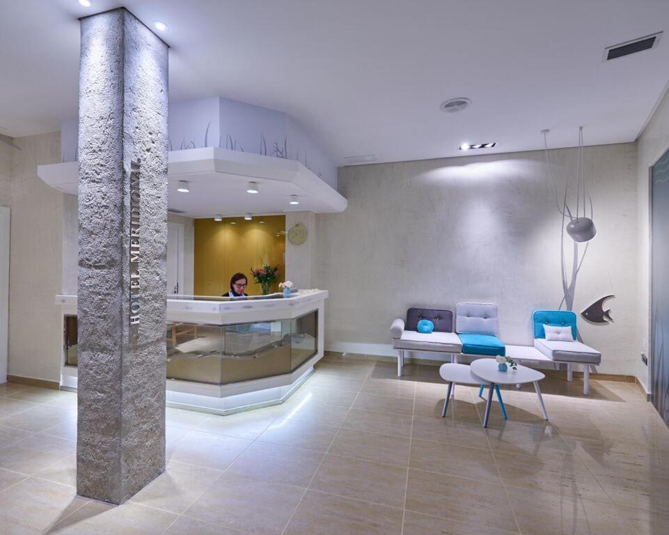 Hotel Meridional กัวร์ดามาร์ เดล เซกูรา ภายนอก รูปภาพ