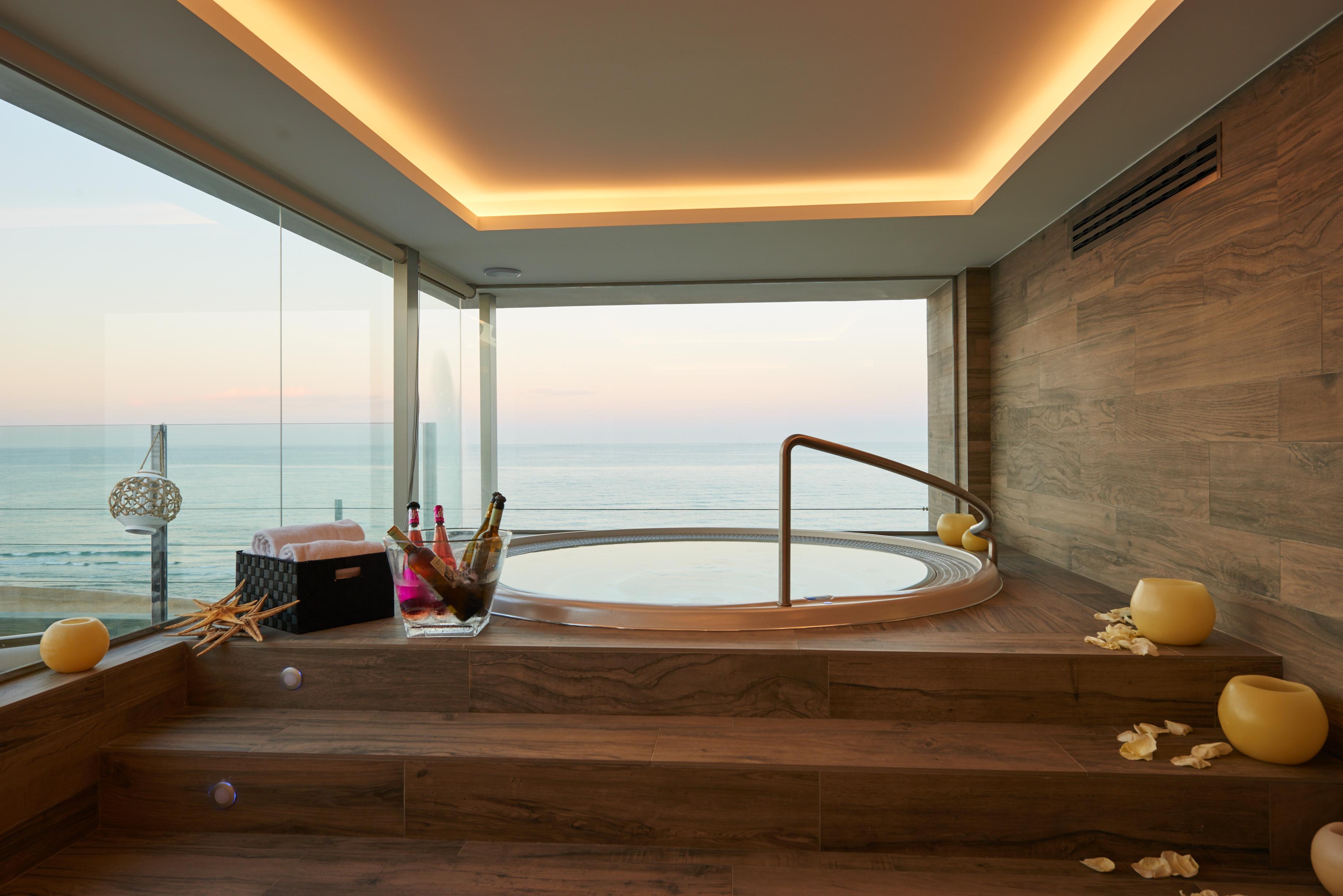 Hotel Meridional กัวร์ดามาร์ เดล เซกูรา ภายนอก รูปภาพ